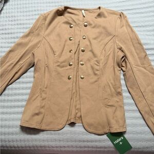 HALARA Camel Blazer with Gold Accents